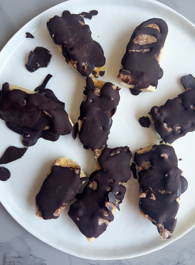 Frozen Chocolate Banana Boats